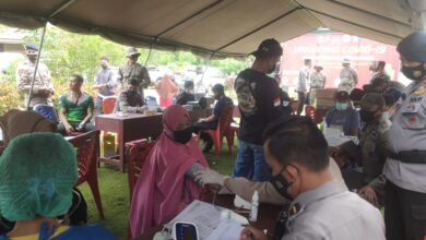 Photo of Warga Poso di Wilayah Operasi Antusias Ikut Vaksin