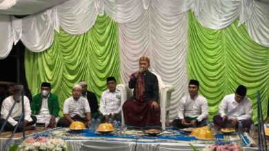 Photo of Ceramah di Touna, KH Idrus Ramli Ingatkan Perkuat Nilai-Nilai Aswaja