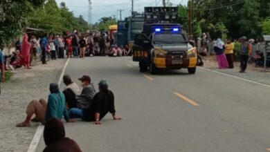 Photo of Mabes Polri Turunkan Tim Usut Tewasnya Seorang Pendemo di Parimo