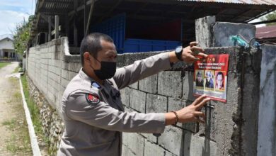 Photo of Bergeser ke Wilayah Sigi, Satgas Madago Raya Kembali Sebarkan foto Buronan DPO Teroris