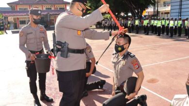 Photo of Hari Bhayangkara ke 76 tahun, 24 Anggota Polres Poso dan Brimob Polda Sulteng Naik Pangkat