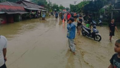 Photo of Kasihan Warga Sayo Terendam Banjir Jelang Lebaran Idul Adha