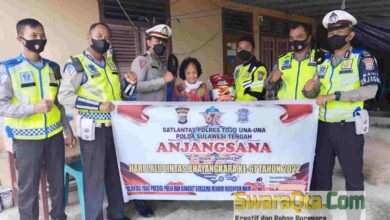 Photo of Hari Lalu Lintas Ke 67, Satlantas Polres Touna Kunjungi Anggota Sakit dan Berbagi Sembako