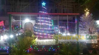 Photo of Pemandangan Indah dan Unik Warnai Lomba Pohon Natal Jemaat Eben Haizer Ranononcu