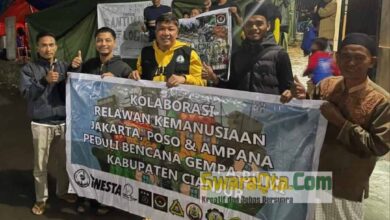 Photo of Datangi Posko Bencana, Relawan Poso dan Touna Salurkan Bantuan Korban Gempa Cianjur