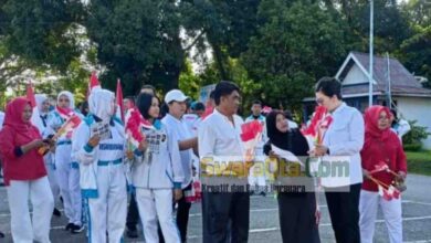 Photo of 10 Juta Bendera Merah Putih Dibagikan ke Warga, Kesbangpol Poso: Menumbuhkan Cinta Tanah Air