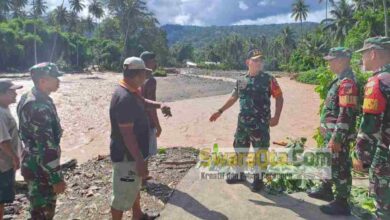 Photo of Dandim Poso Pantau Lokasi Banjir dan Salurkan Bantuan