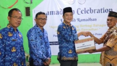 Photo of Pemda Poso Berbagi di Panti Asuhann