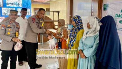 Photo of Polres Poso Berbagi Daging Kurban ke Ponpes, Warga Kurang Mampu dan Non Muslim