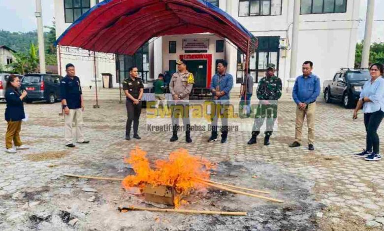 Photo of KPU Poso Musnahkan Ratusan Surat Suara Lebih dan Rusak