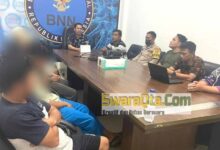 Photo of Kades Pandiri Serahkan 10 Warganya ke BNN Poso, Ditangkap Dugaan Pelaku Narkoba