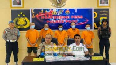 Photo of Polisi Tangkap Seorang Kurir Bawa Sabu Pesanan Warga Binaan di Rutan Poso