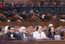 Photo of Mangkir Sidang Mahkamah Konstitusi, Presiden dan DPR Perpanjang Pengabaian Negara Terhadap Keadilan Bagi Perempuan
