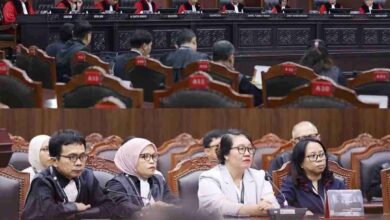 Photo of Mangkir Sidang Mahkamah Konstitusi, Presiden dan DPR Perpanjang Pengabaian Negara Terhadap Keadilan Bagi Perempuan